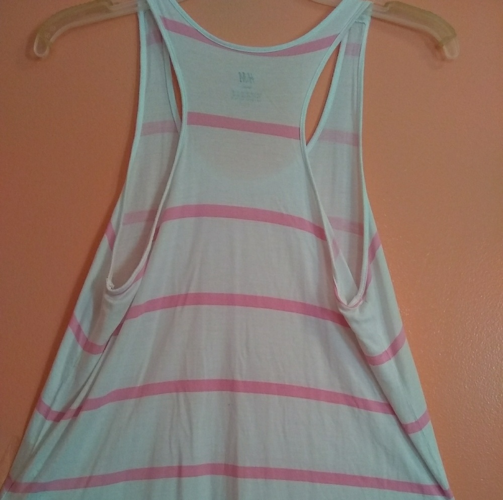 H&M Top - Picture 2 of 3